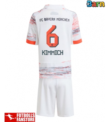 Bayern Munich Joshua Kimmich #6 Bortatröja Barn 2025-26 Kortärmad (+ Korta byxor)